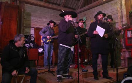 Otvoritev Razstave in pustni podcast 13 Foto Ljubo Vukelič